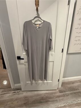 Zadie B’s light grey dress size large